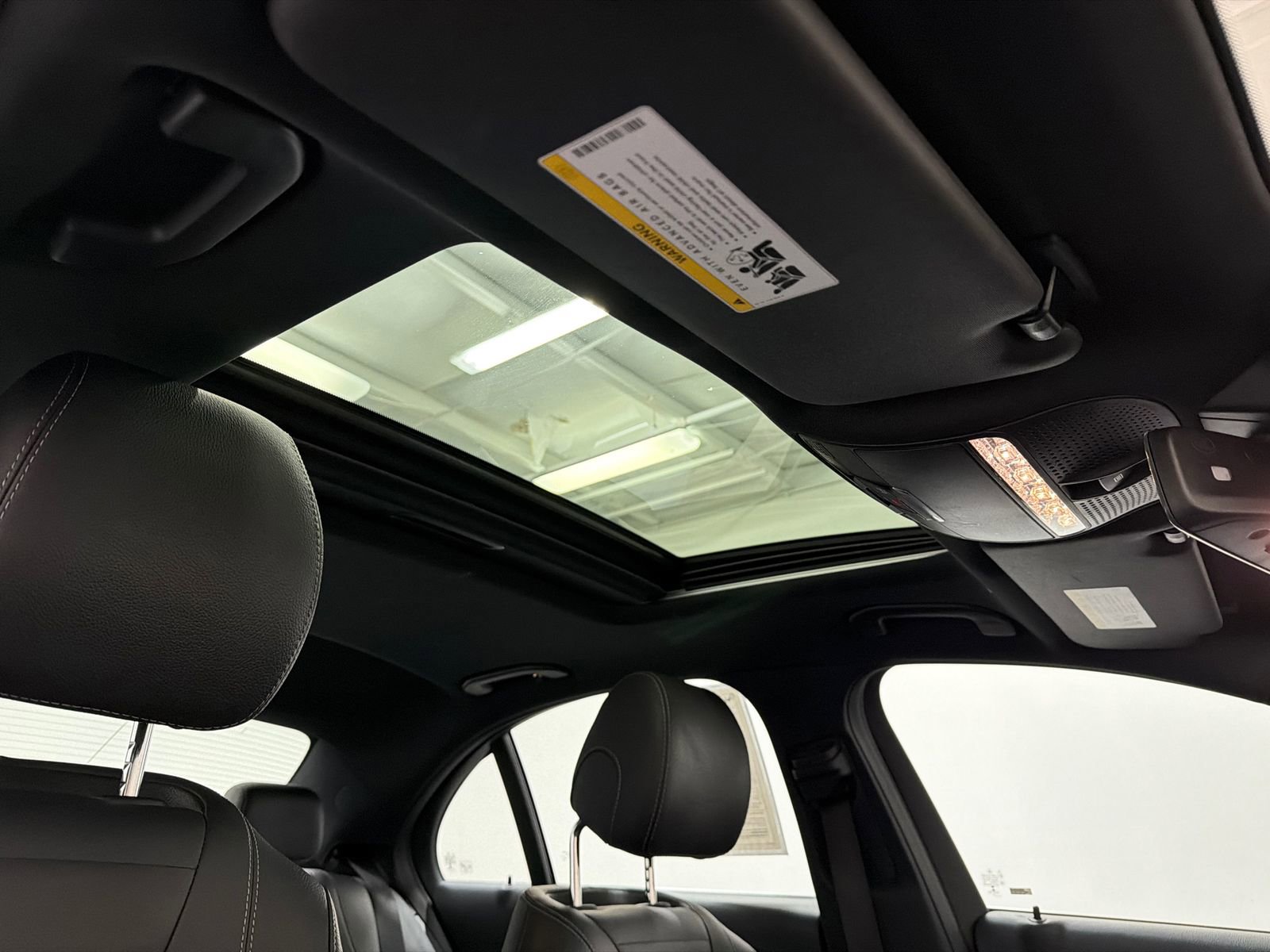 Used 2023 Mercedes-Benz E 350 4MATIC Sedan image 13