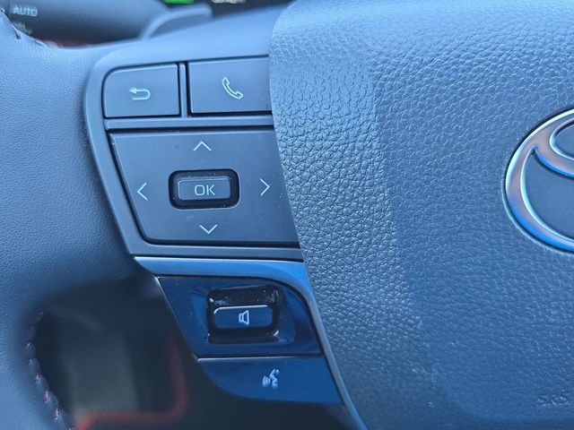 Used 2025 Toyota Camry XSE w/ Premium Package image 17