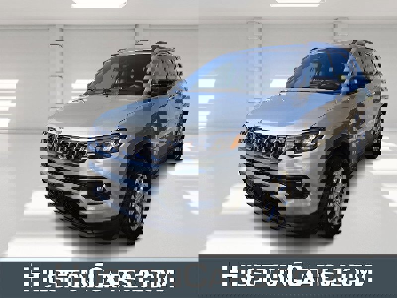 Used 2025 Jeep Compass Latitude image 1