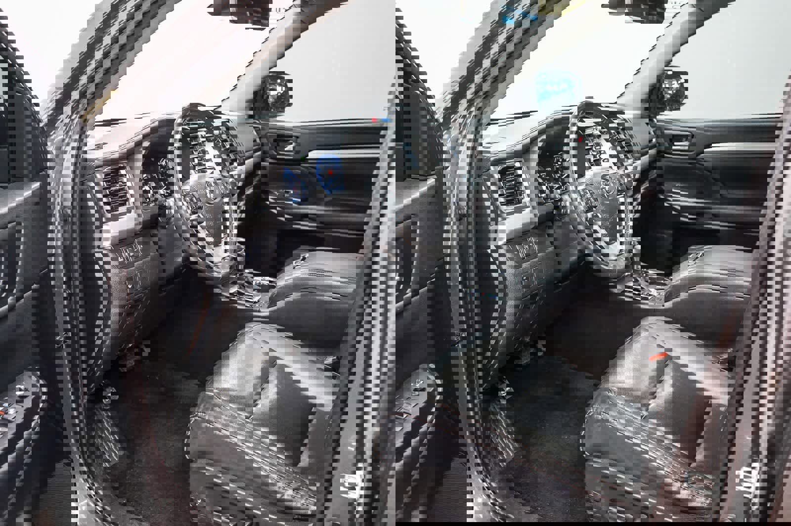 Used 2019 Toyota Highlander XLE image 18