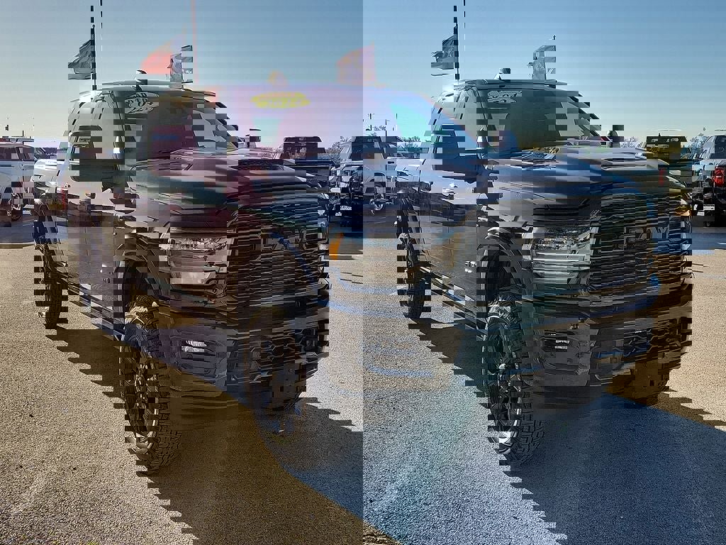 Used 2024 RAM 3500 Limited image 5