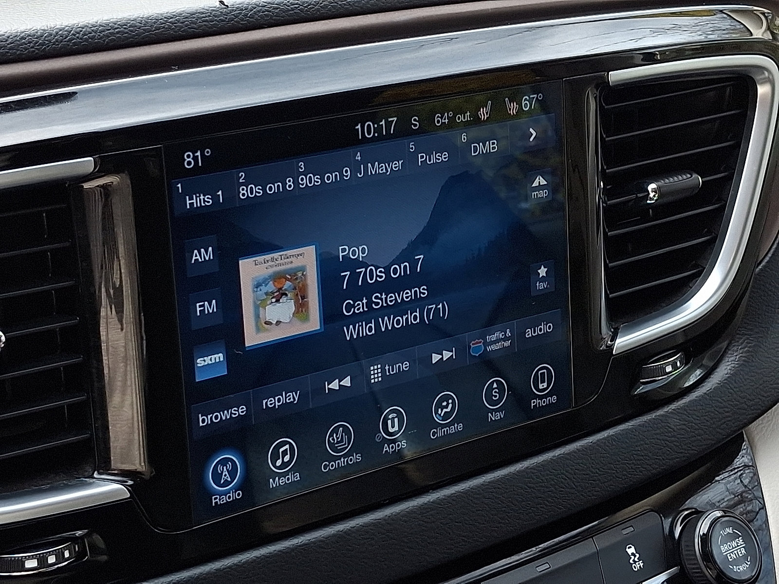 Used 2017 Chrysler Pacifica Touring-L Plus image 19