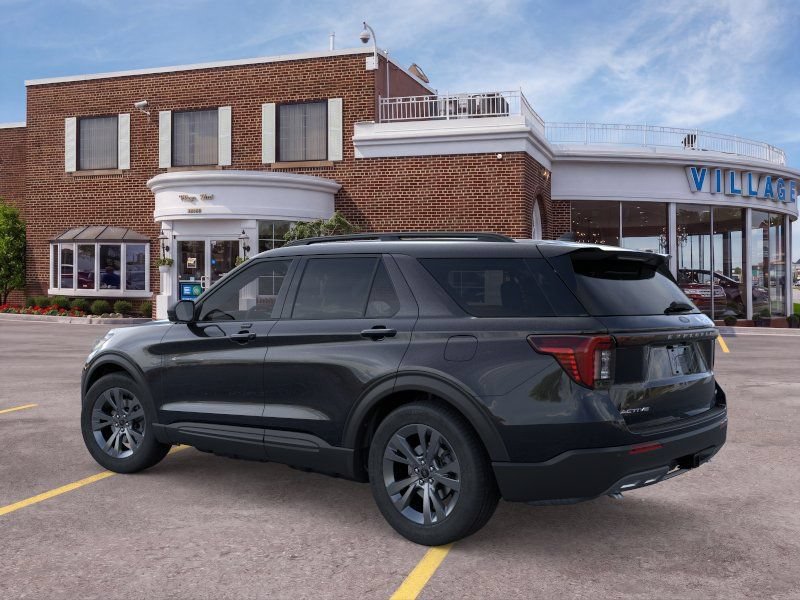 New 2026 Ford Explorer Active w/ Active Comfort Package AWD/4WD image 4