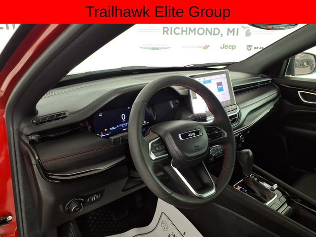 Used 2024 Jeep Compass Trailhawk w/ Trailhawk Elite Group AWD/4WD image 15