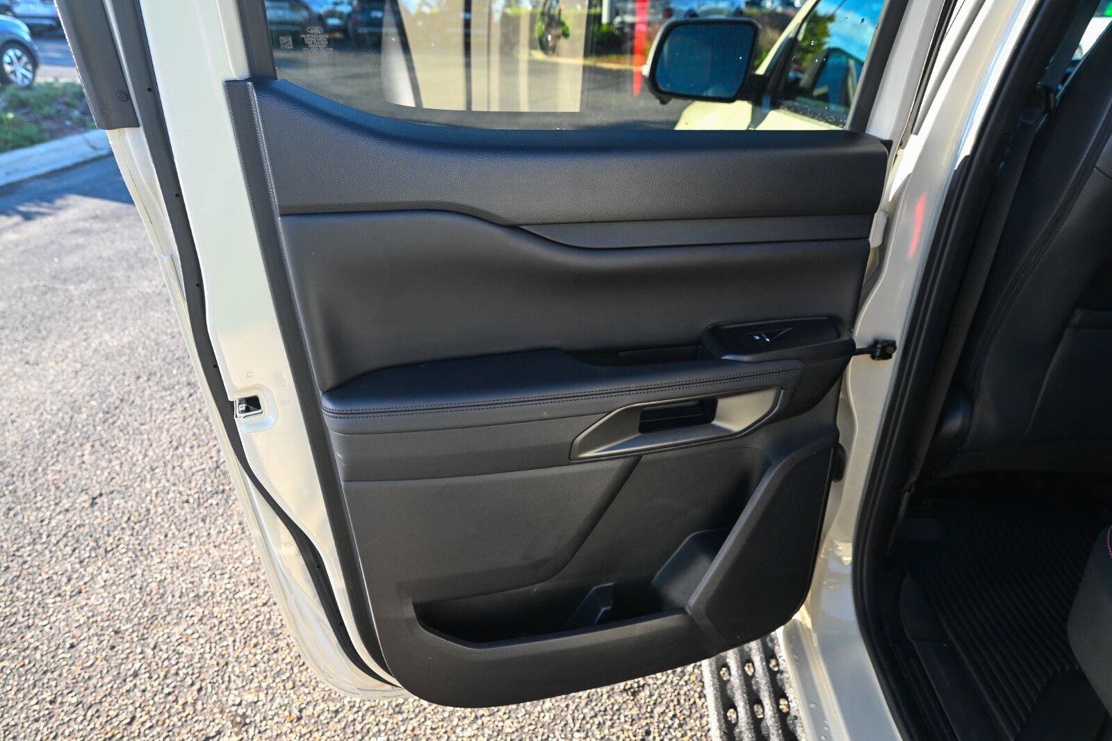 Used 2025 Ford Ranger Raptor AWD/4WD image 24