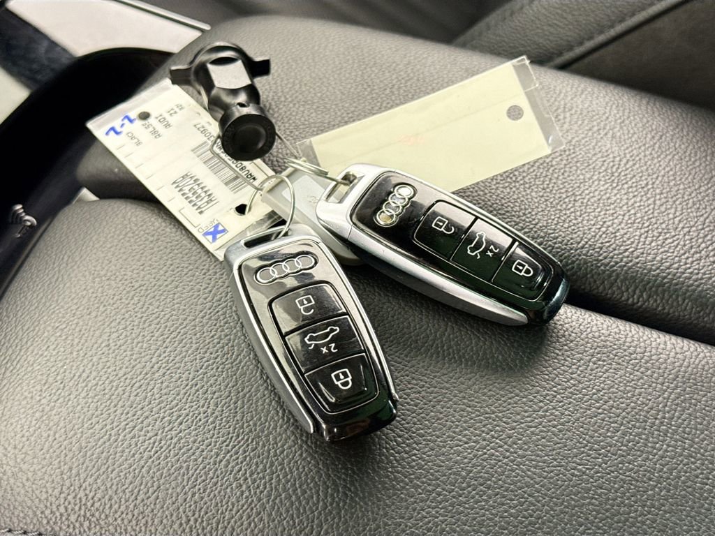 Used 2021 Audi A8 L 3.0T image 17