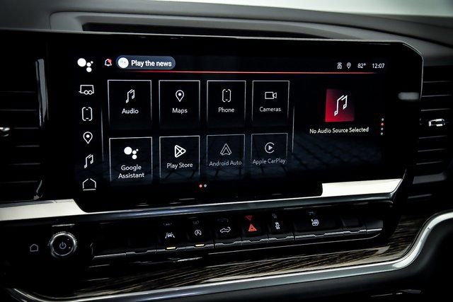 New 2025 GMC Sierra 1500 SLE w/ Preferred Package image 17