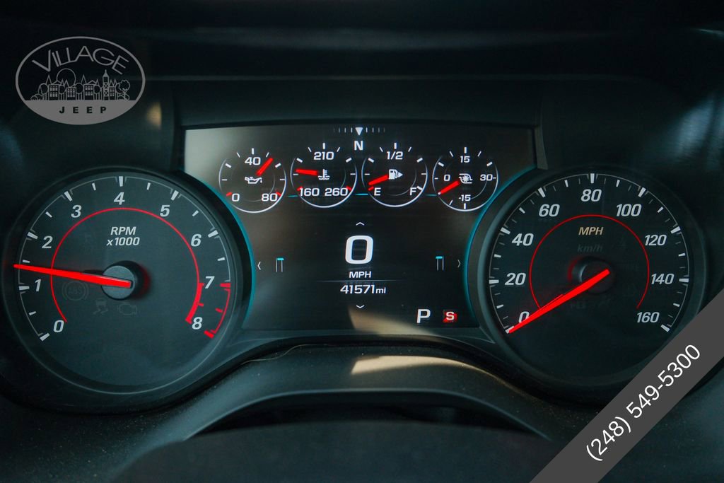Used 2018 Chevrolet Camaro LT RWD image 17