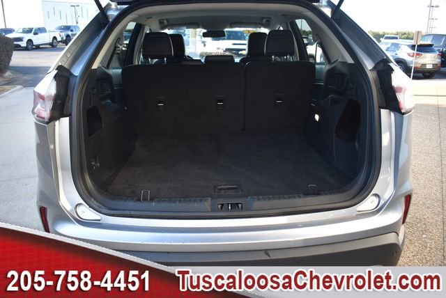 Used 2024 Ford Edge SEL image 9