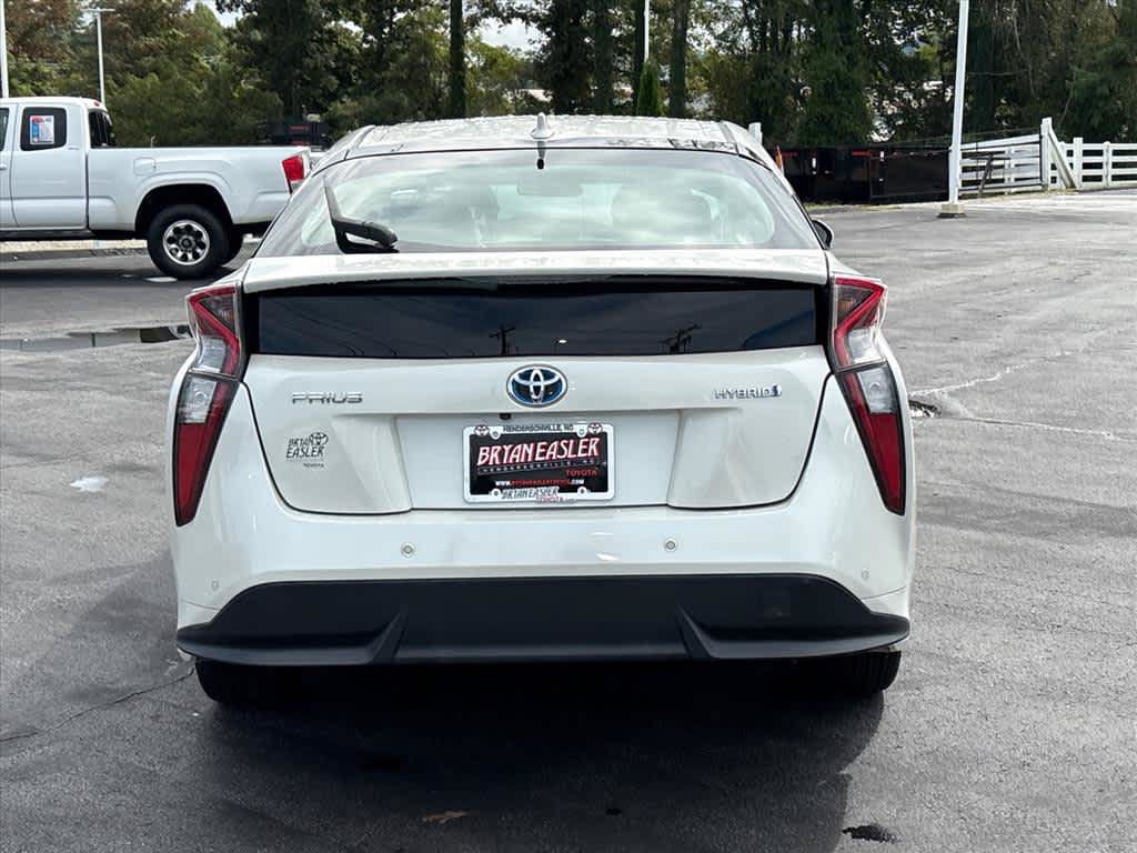 Used 2018 Toyota Prius Three Touring FWD image 30