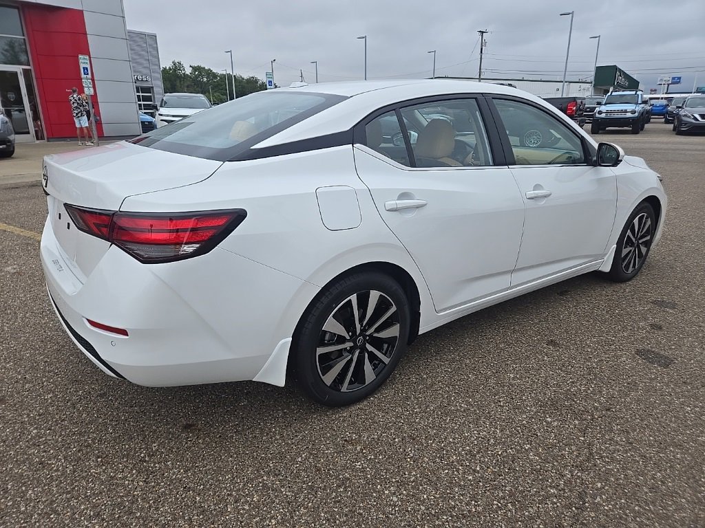 New 2025 Nissan Sentra SV w/ SV Premium Package image 7