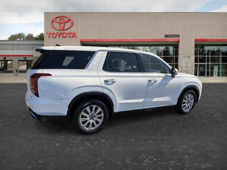Used 2025 Hyundai Palisade SE FWD image 5