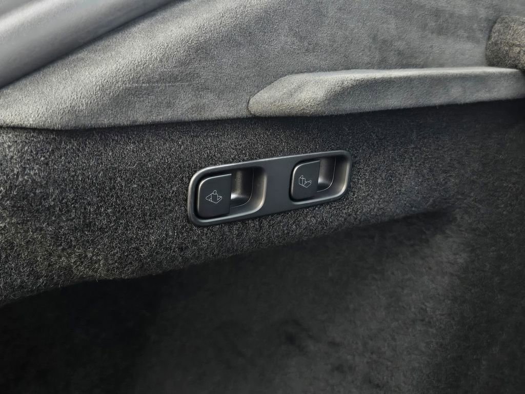 Used 2023 Tesla Model S Standard Range image 32