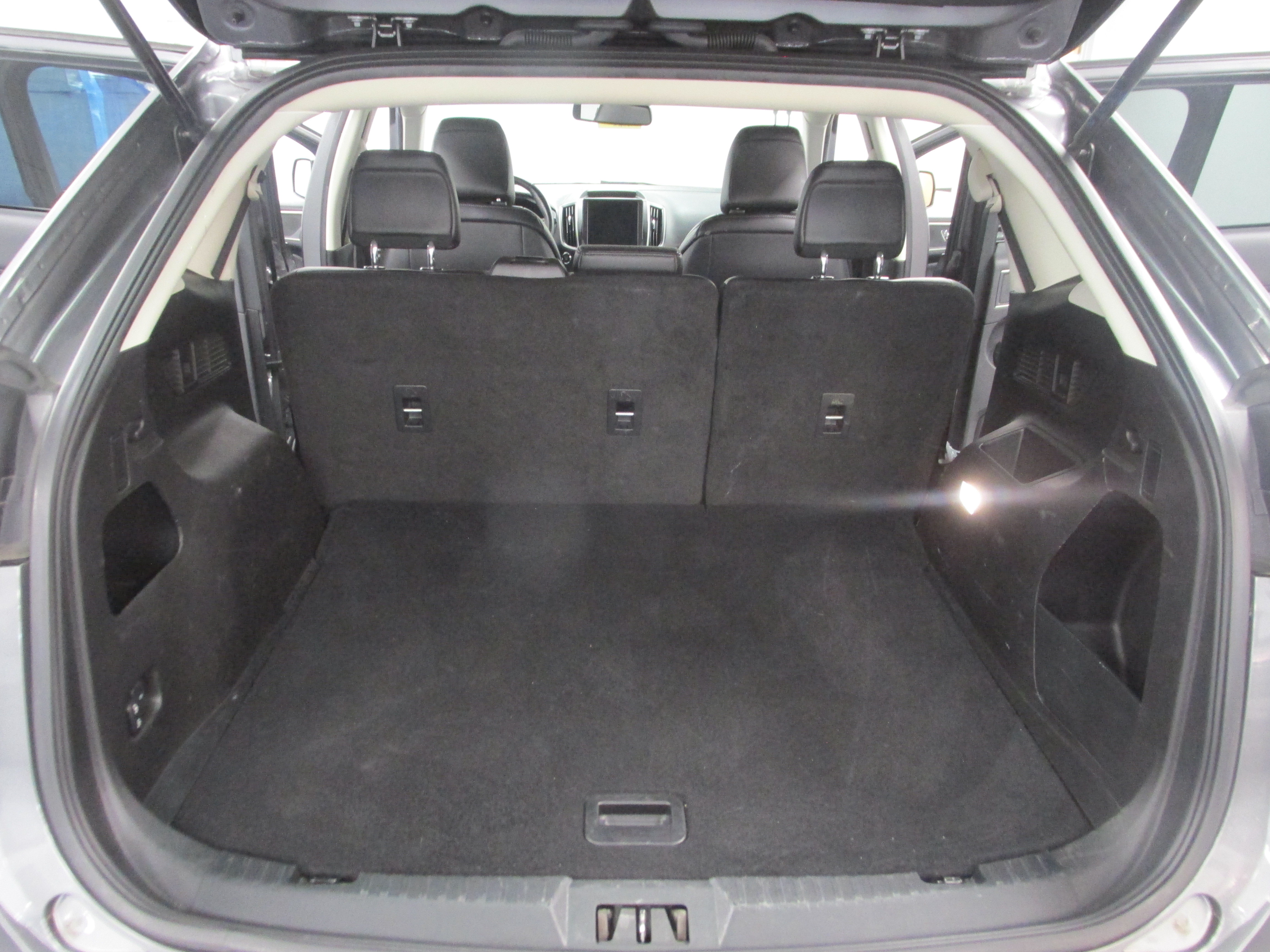 Used 2024 Ford Edge SEL AWD/4WD image 22