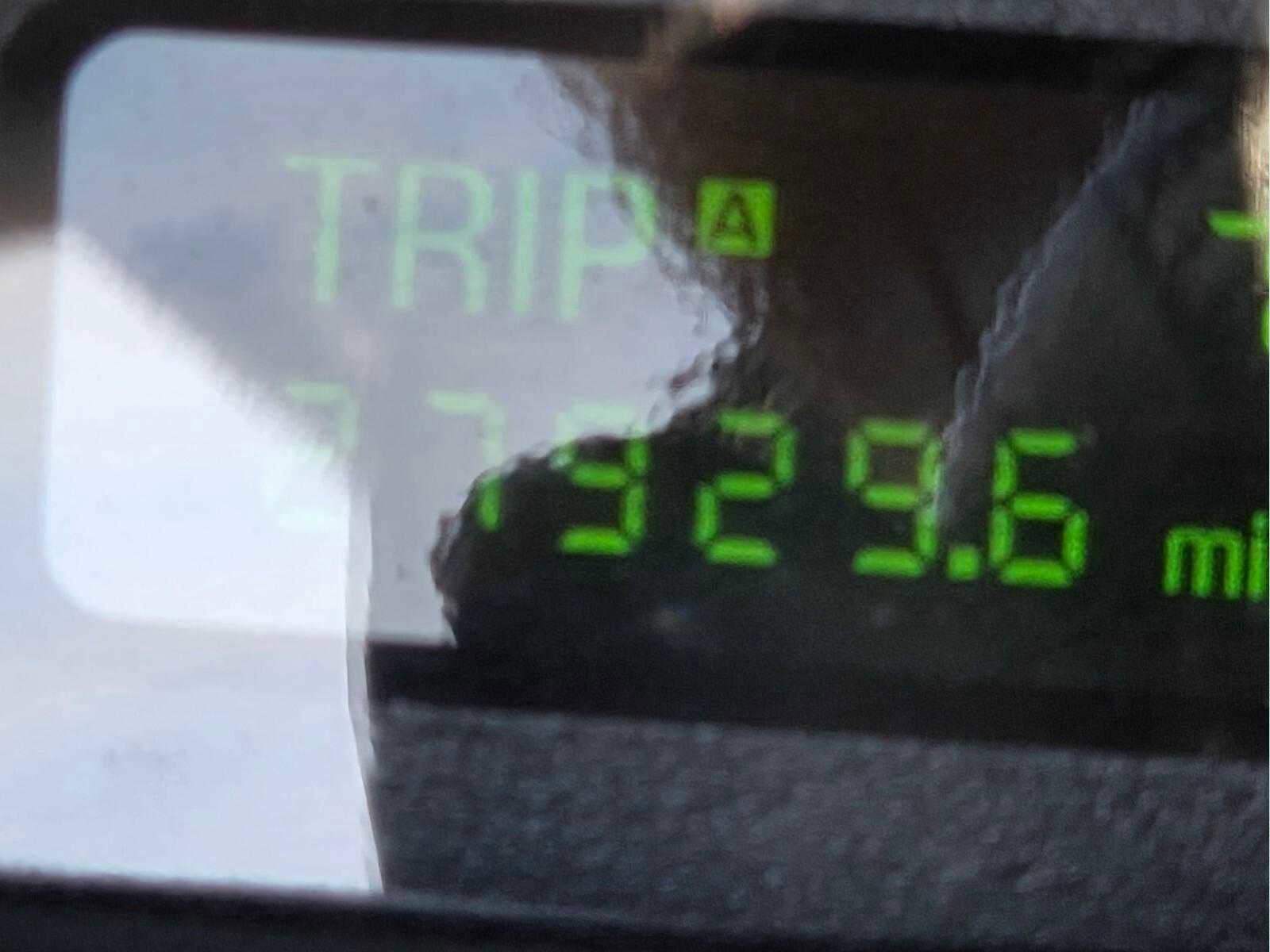 Used 2002 Ford Thunderbird Deluxe image 26