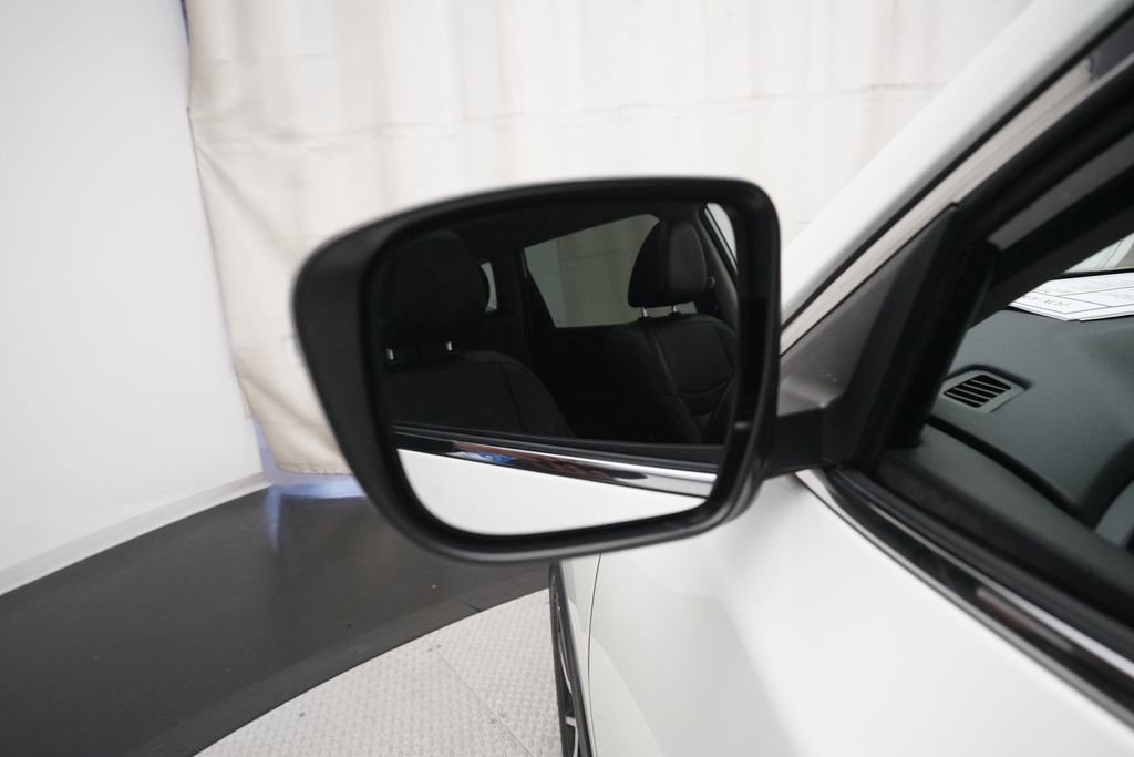 Used 2020 Nissan Rogue SL image 25