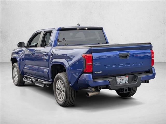 Used 2025 Toyota Tacoma SR5 AWD/4WD image 7