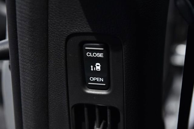 New 2026 Honda Odyssey Touring image 28