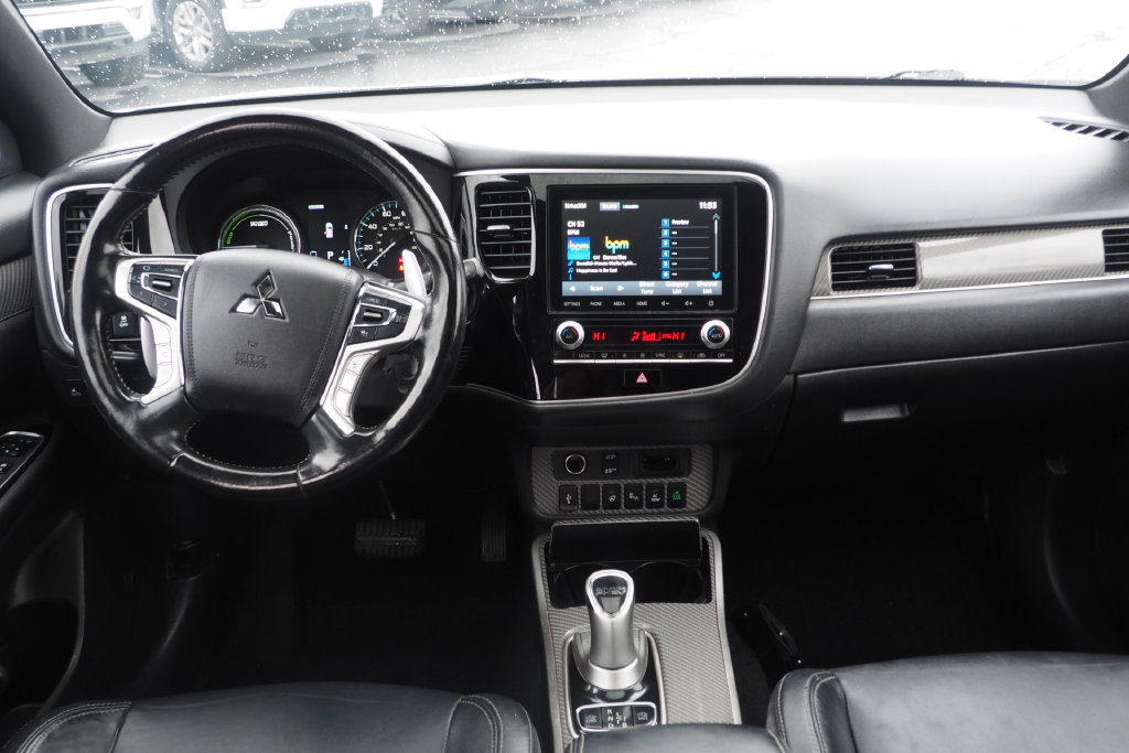 Used 2020 Mitsubishi Outlander GT AWD/4WD image 16