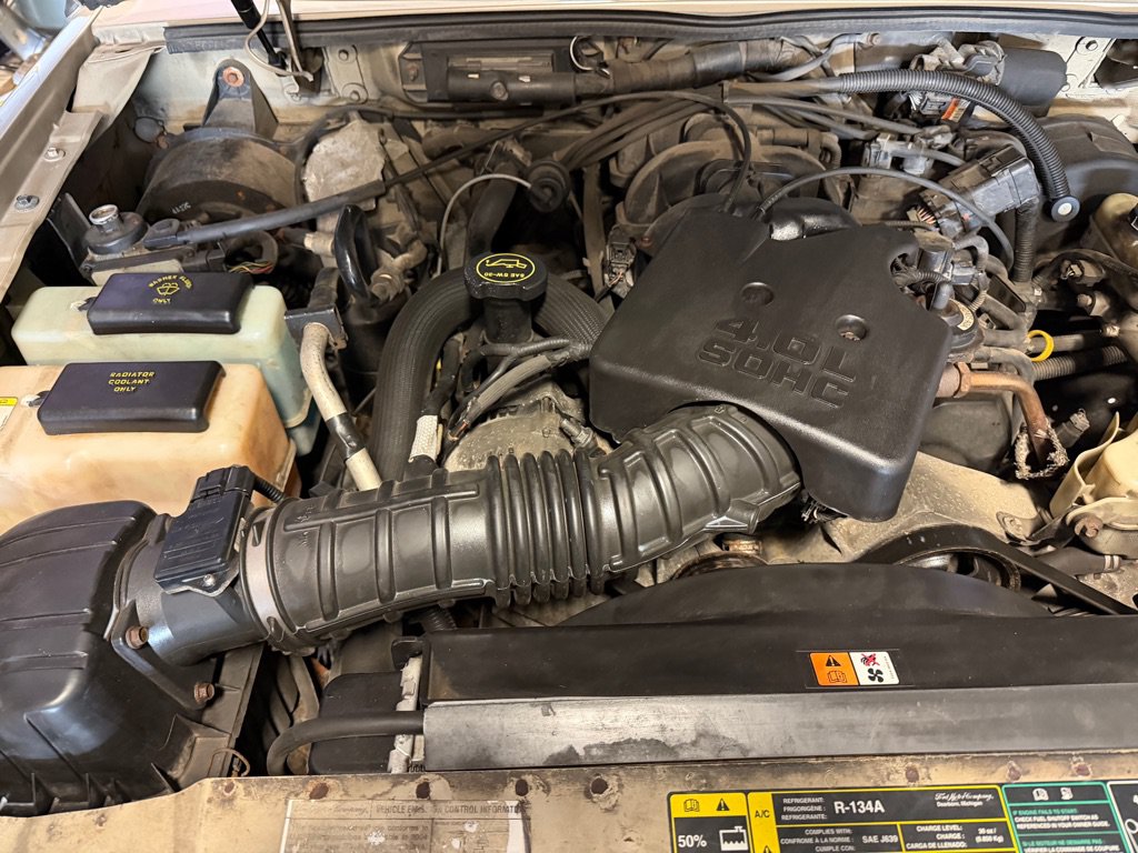 Used 2004 Ford Explorer Sport Trac XLT RWD image 5