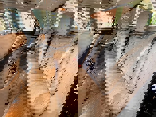 Used 2019 Mercedes-Benz S 560 4MATIC Sedan image 9