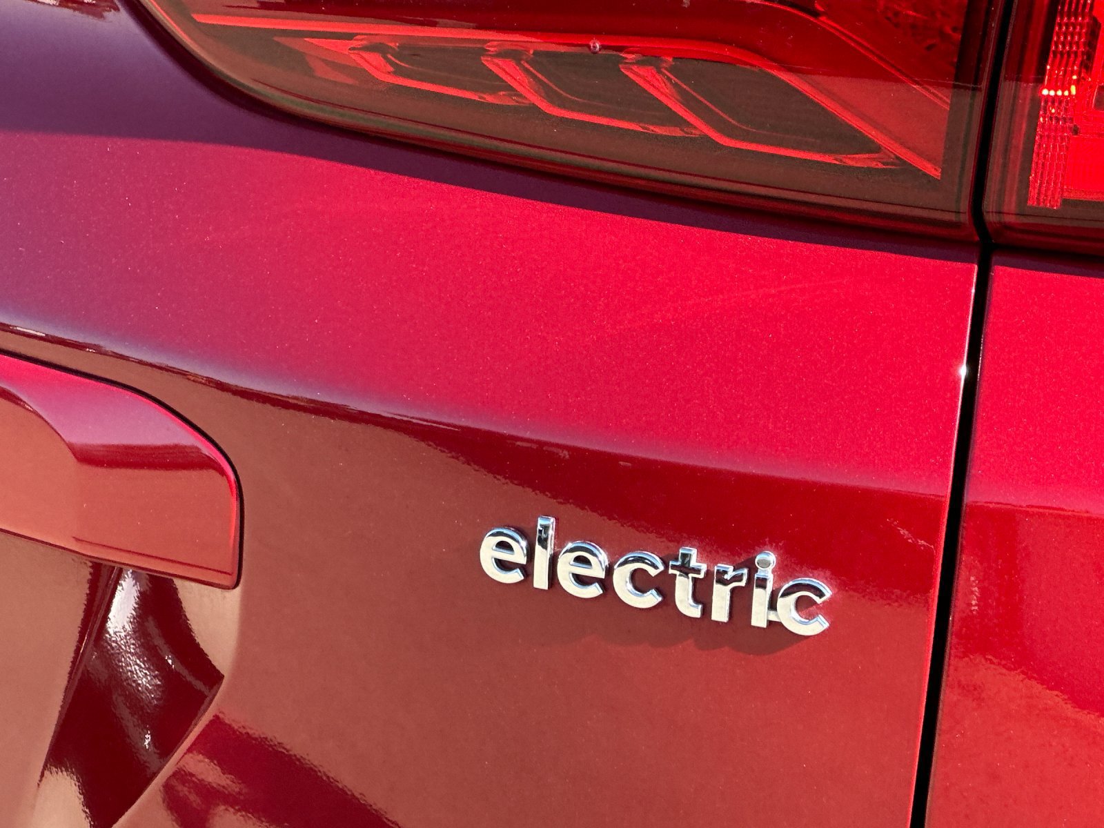 Used 2021 Hyundai Kona SEL w/ Cargo Package FWD image 26