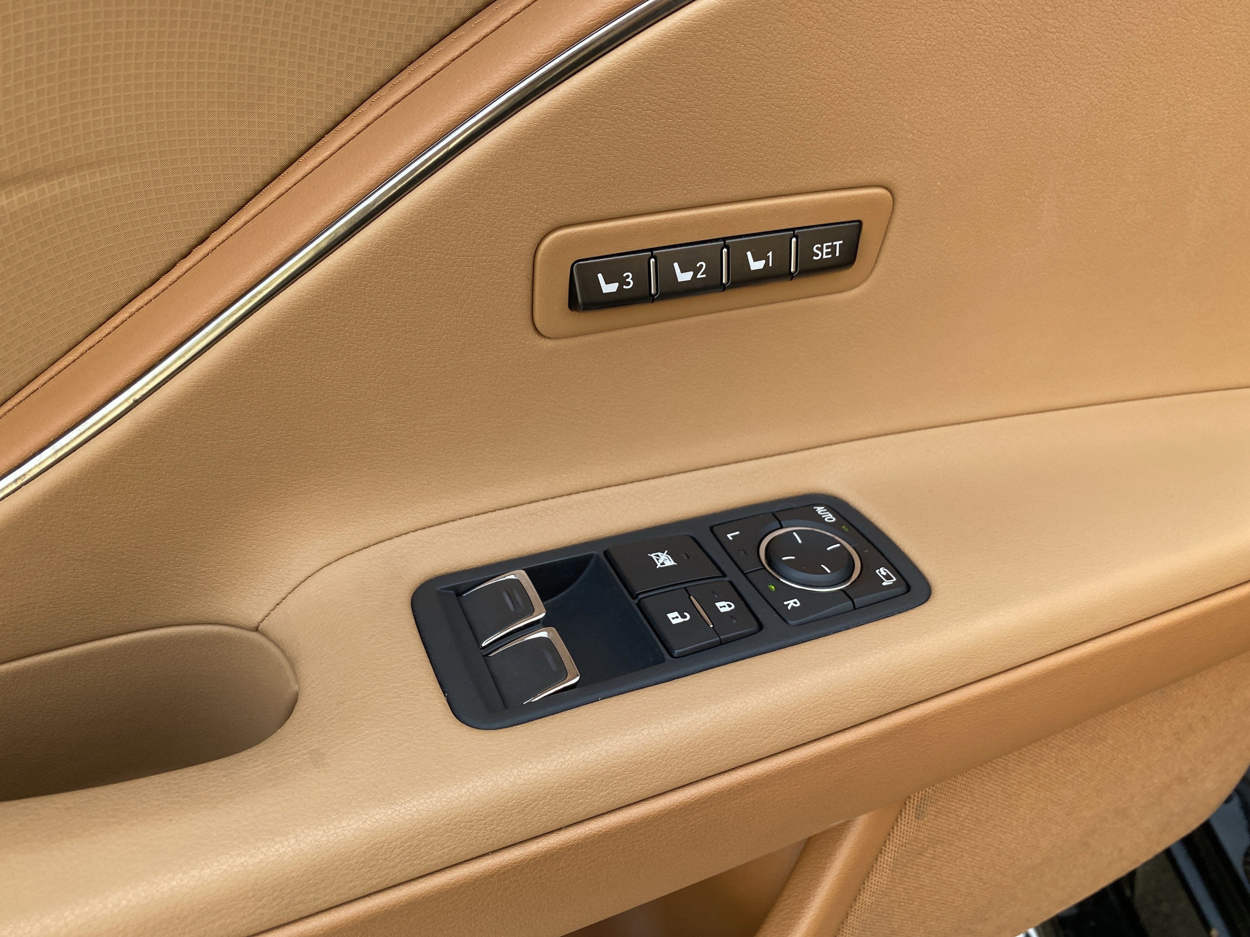 Used 2021 Lexus LC 500 Convertible w/ Touring Package image 21