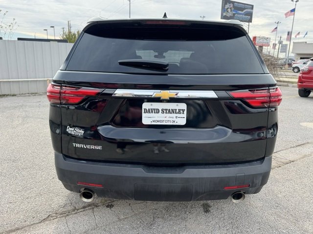 Used 2023 Chevrolet Traverse LS image 5