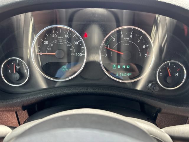Used 2018 Jeep Wrangler Sport AWD/4WD image 18