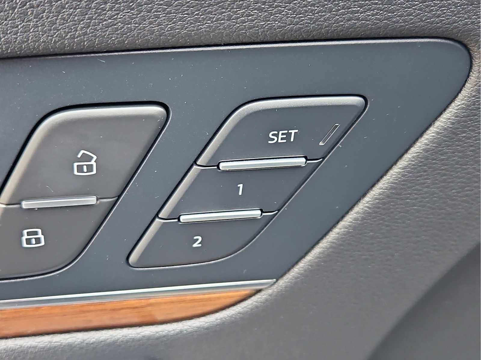 Used 2023 Audi Q5 2.0T Premium Plus w/ Premium Plus Package image 14