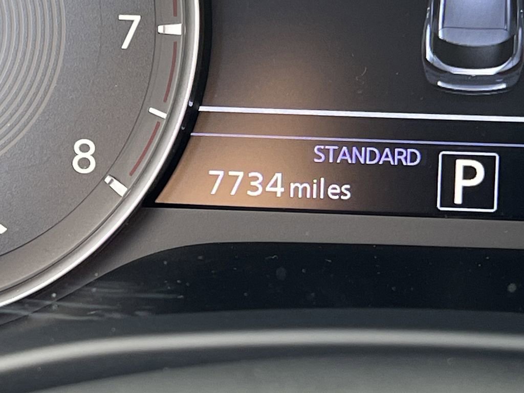 Certified 2025 INFINITI QX50 Luxe image 24