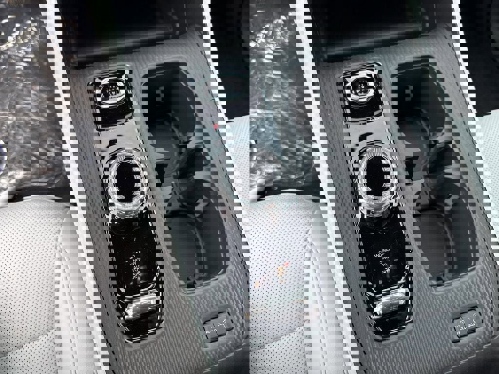 New 2026 Jeep Cherokee Limited image 14