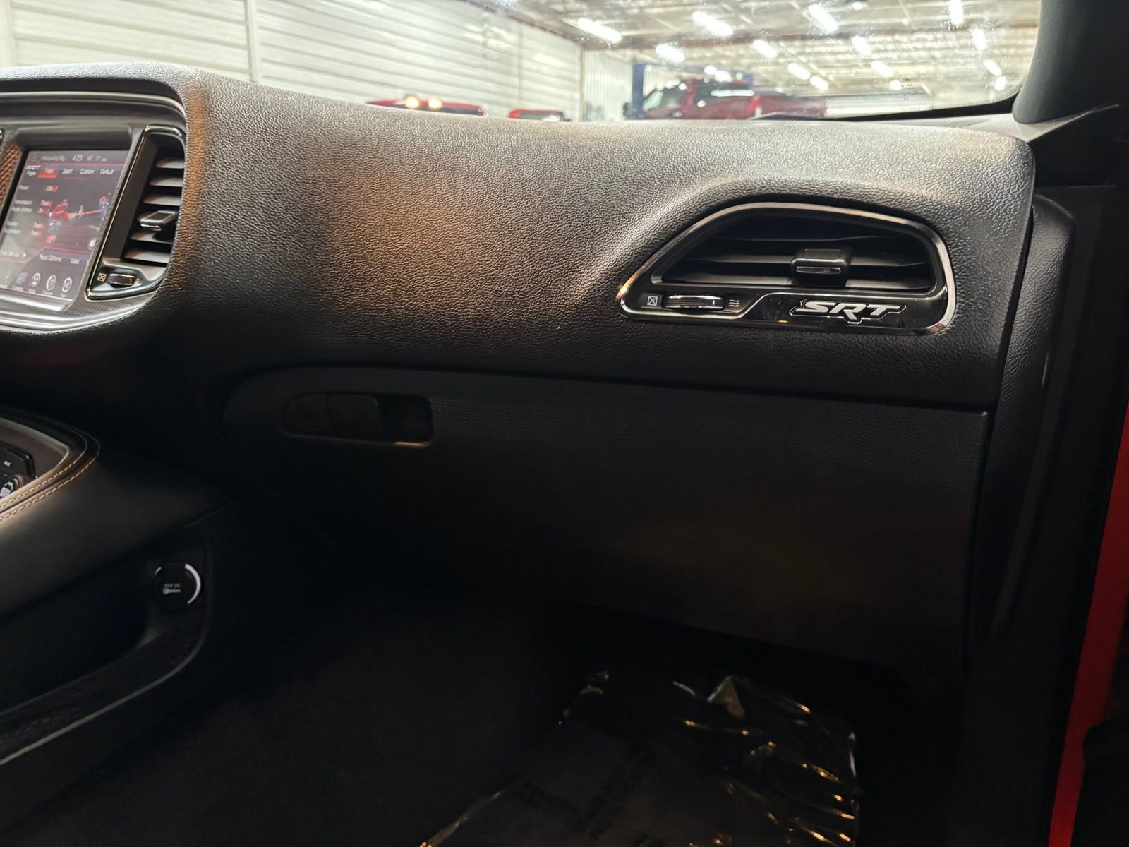 Used 2016 Dodge Challenger SRT Hellcat image 30