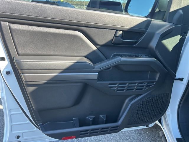 Used 2025 Toyota Tacoma SR5 image 11