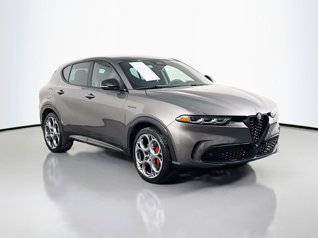 Used 2024 Alfa Romeo Tonale Veloce image 7