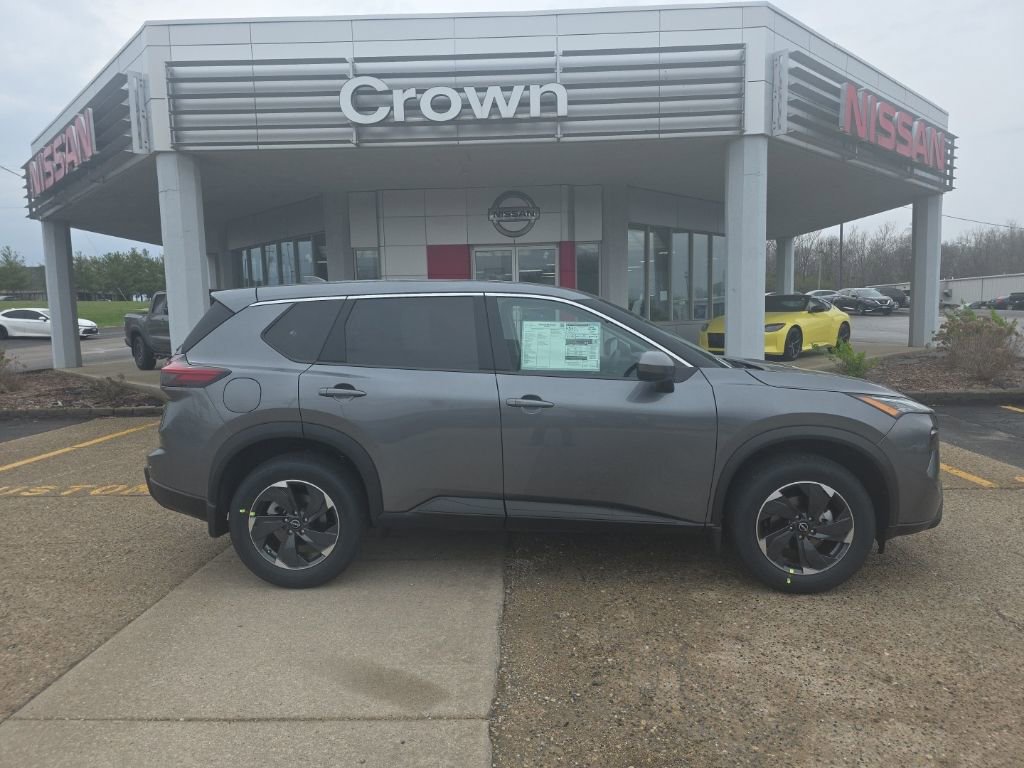 New 2025 Nissan Rogue SV image 2