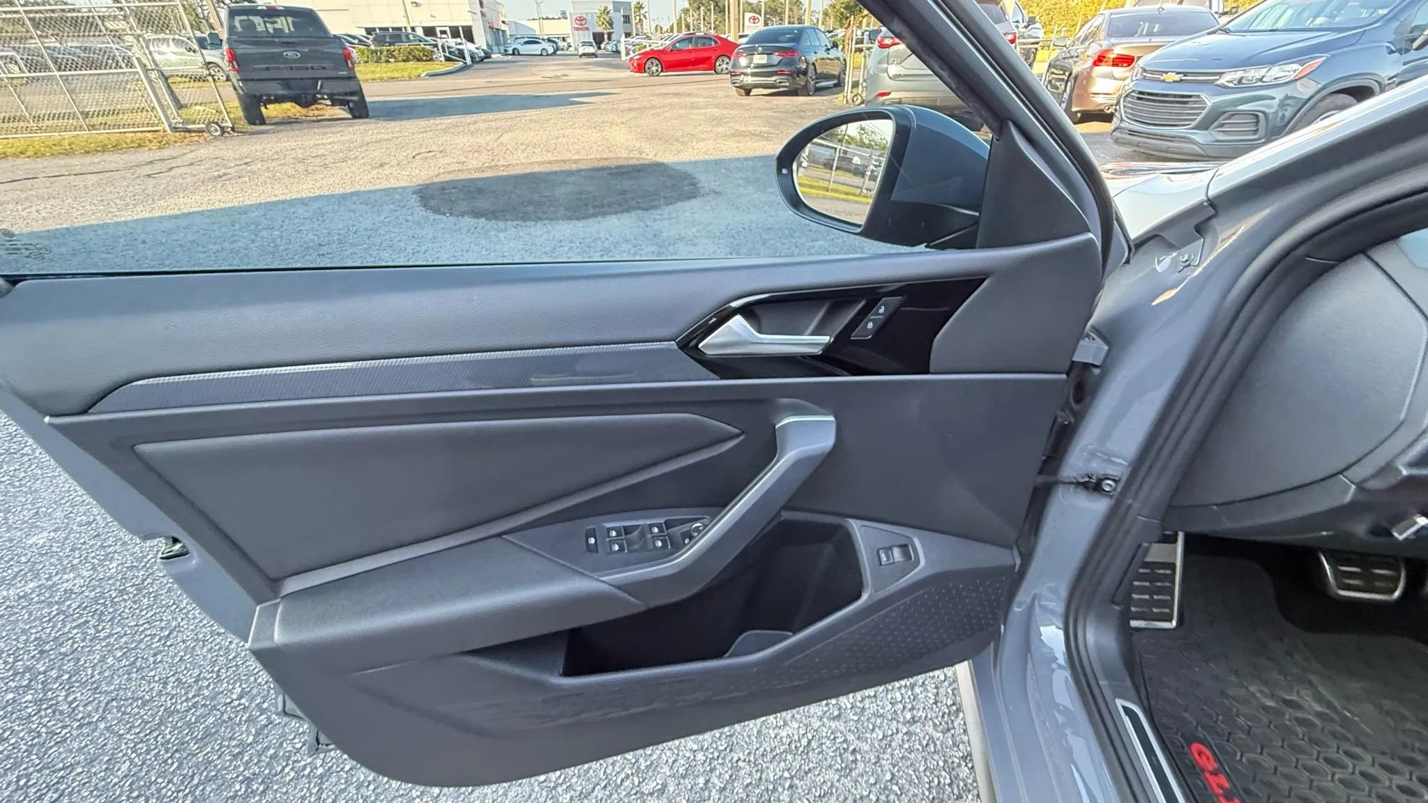 Used 2021 Volkswagen Jetta GLI image 29