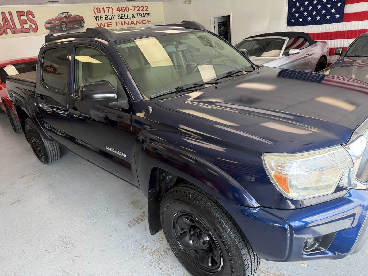 Used 2013 Toyota Tacoma PreRunner w/ SR5 Pkg RWD image 2