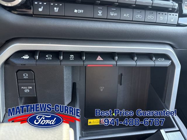 Used 2025 Toyota Tundra Platinum AWD/4WD image 21