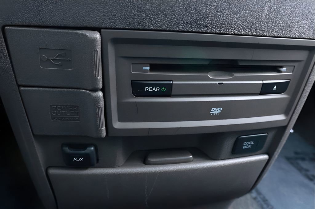 Used 2016 Honda Odyssey Touring image 53