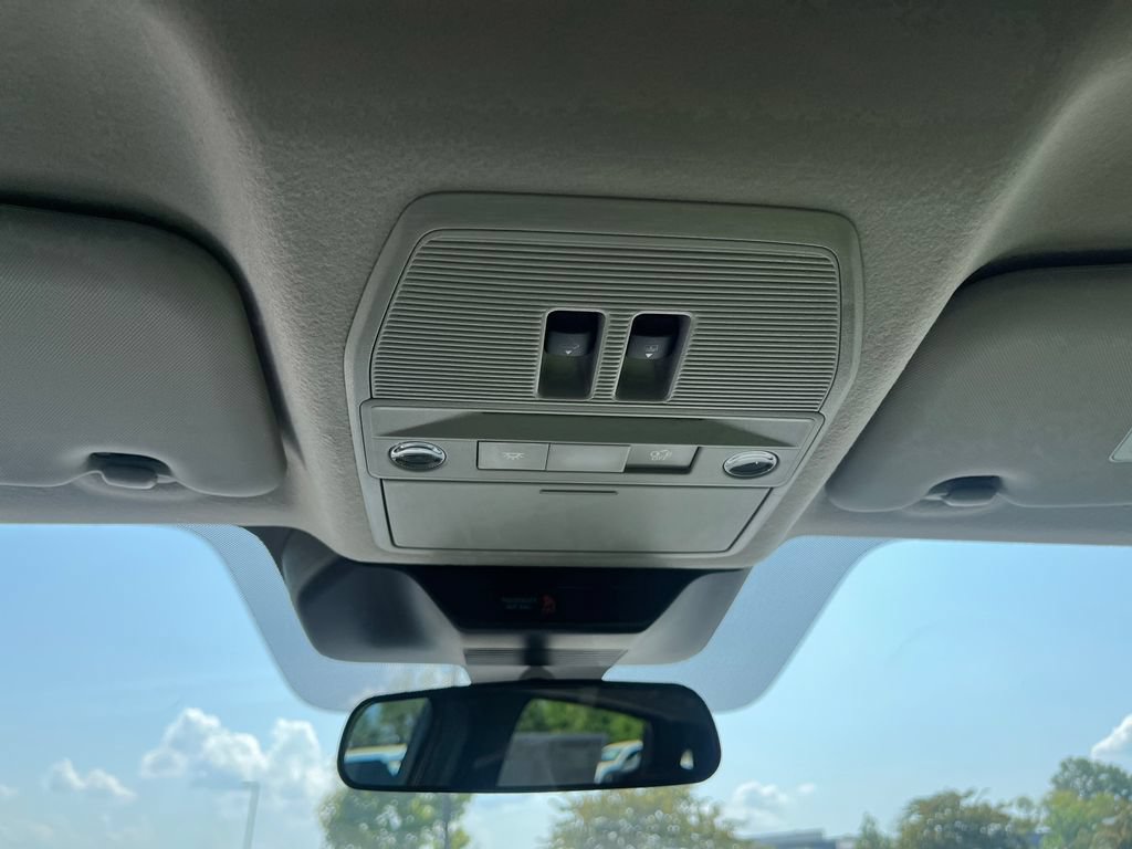 New 2027 Nissan Kicks SR w/ SR Premium Package FWD image 44