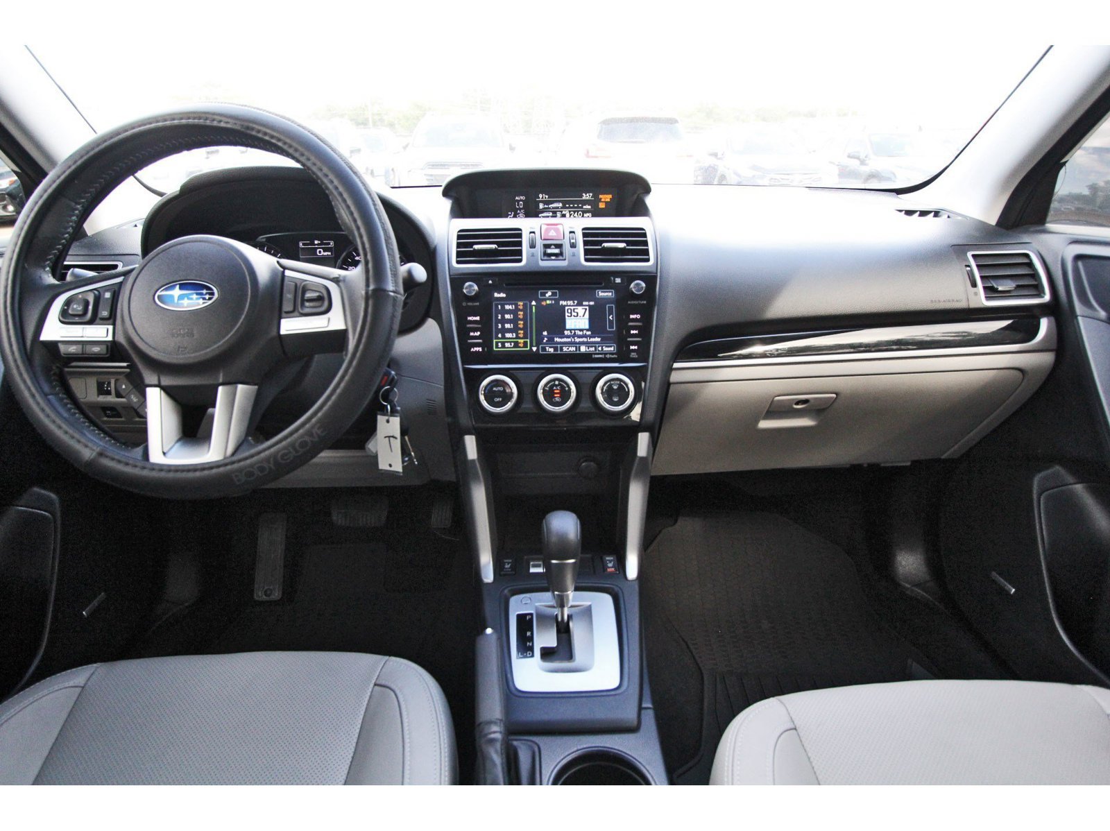 Used 2018 Subaru Forester 2.5i Limited AWD/4WD image 9