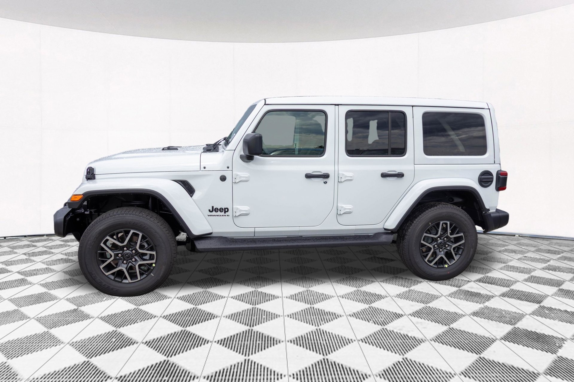 New 2027 Jeep Wrangler Unlimited Sahara AWD/4WD image 8