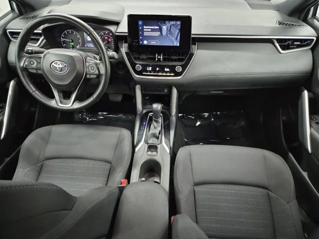 Used 2024 Toyota Corolla Cross SE image 11