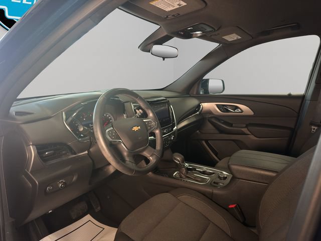 Used 2023 Chevrolet Traverse LT AWD/4WD image 11