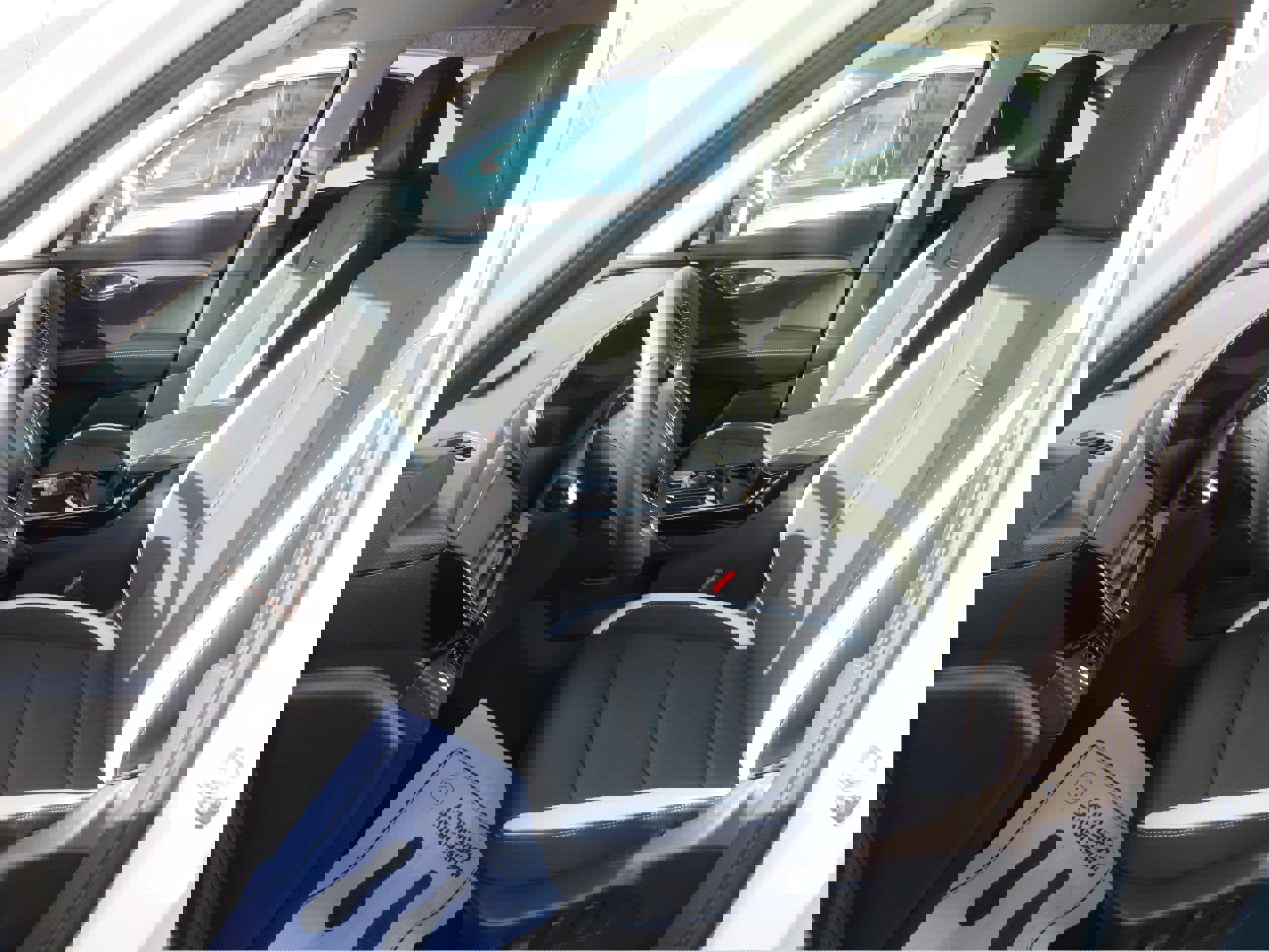 New 2025 Buick Envision Sport Touring image 11