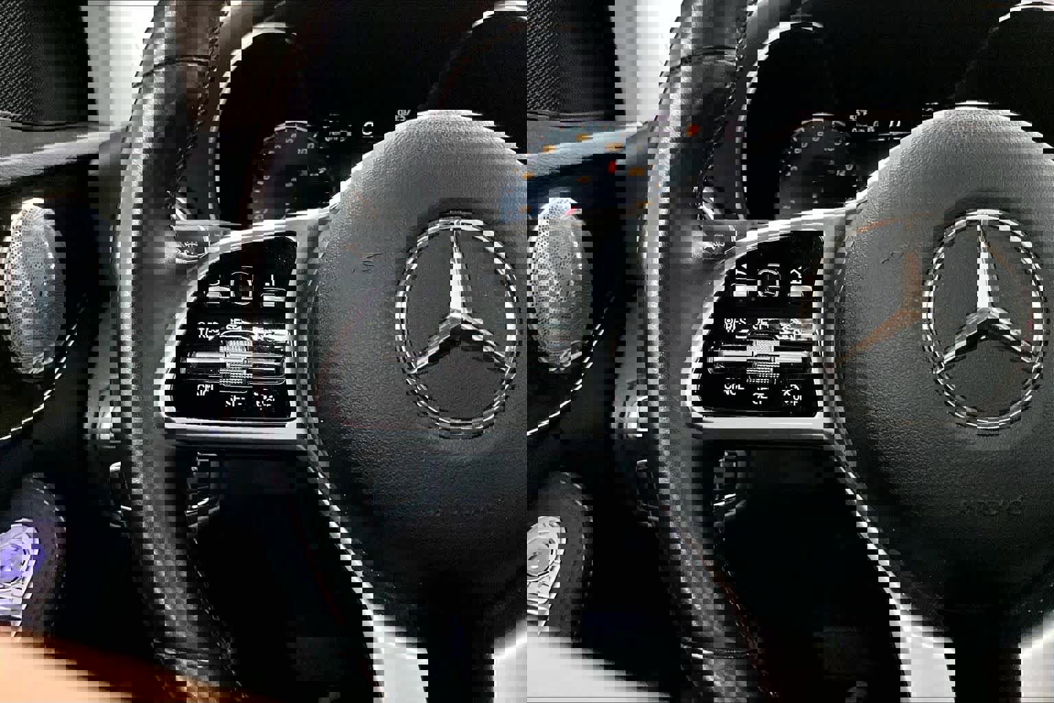 Used 2020 Mercedes-Benz C 300 4MATIC Sedan image 20