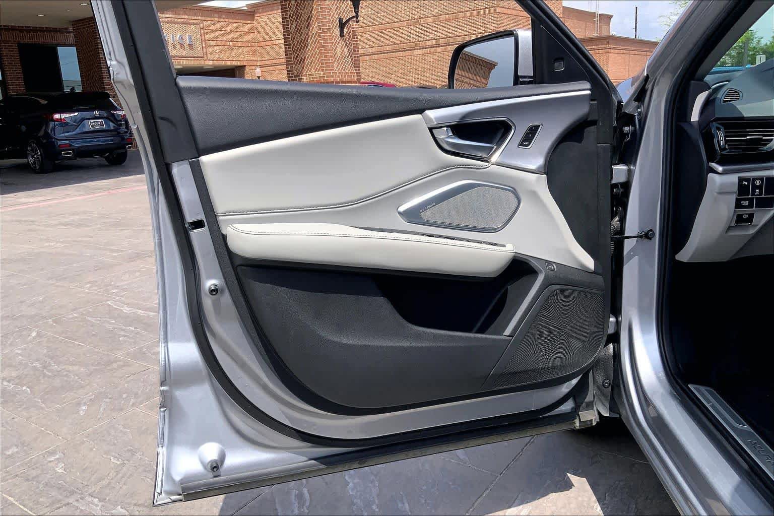 Used 2023 Acura RDX FWD w/ Technology Package image 22