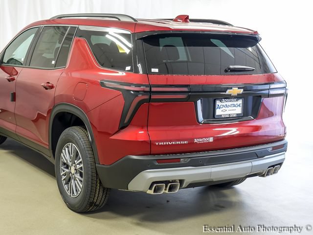 New 2026 Chevrolet Traverse LT w/ LPO, Floor Liner Package FWD image 7