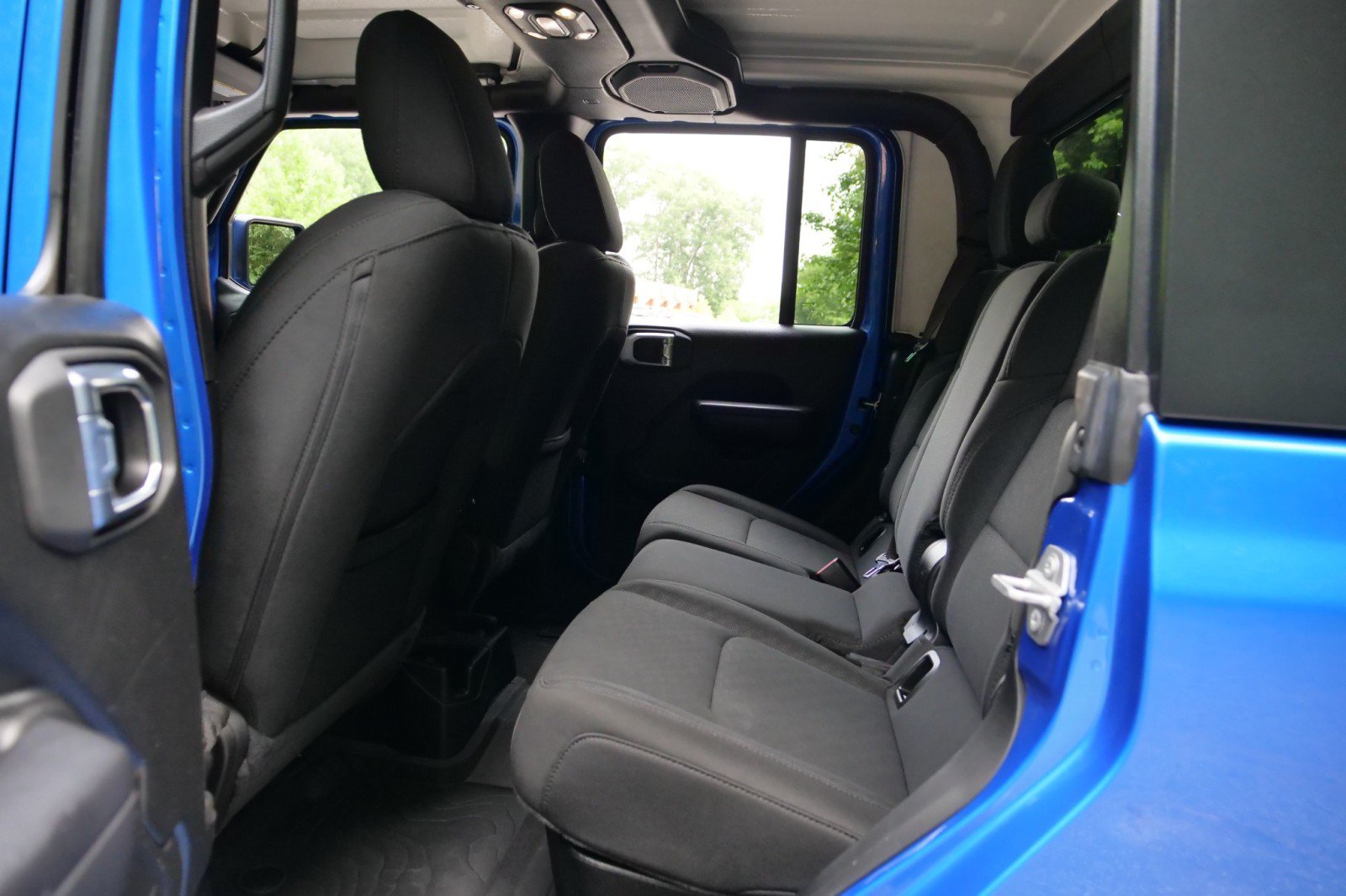 Used 2021 Jeep Gladiator Sport AWD/4WD image 24